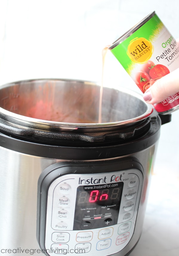 How to make chili in instant pot - add tomatoes