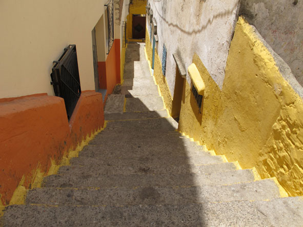 SENDERISMO EN EL RIF/RANDONNÉES DANS LE RIF: TETUÁN (LA PALOMA BLANCA