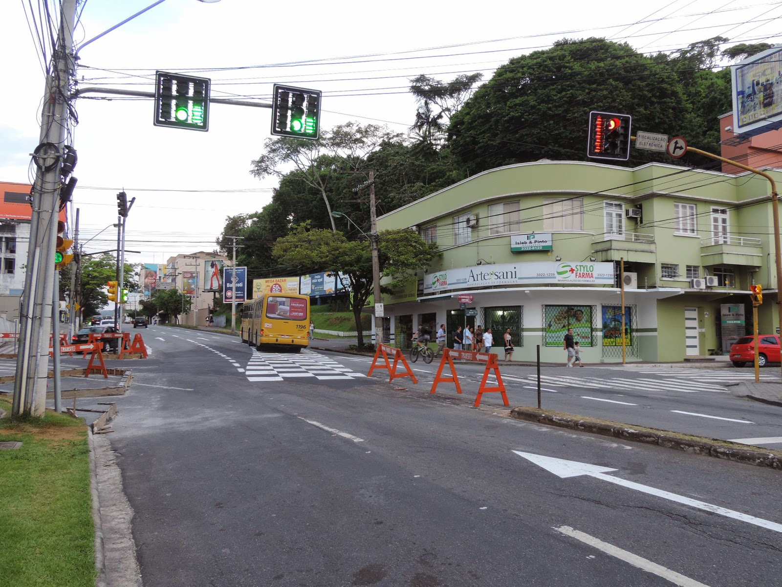 Blog do Jaime BLOG FOTOS E NOTÍCIAS DE BLUMENAU Começaram as mudanças no centro de Blumenau