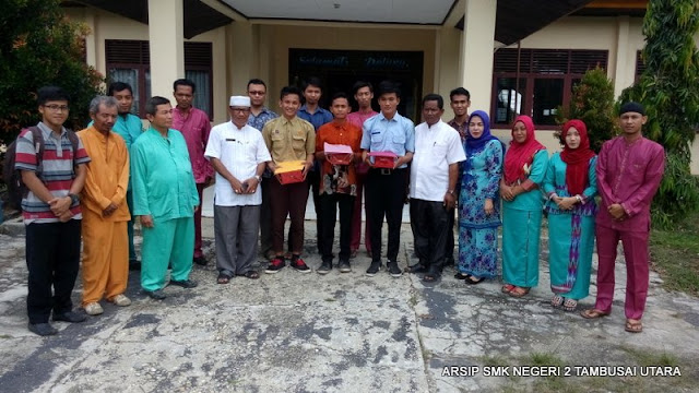 Penjemputan siswa PKL SMK N 2 Tambusai Utara di Kantor Camat Tambusai Utara 21 Penjemputan siswa PKL SMK N 2 Tambusai Utara di Kantor Camat Tambusai Utara 21