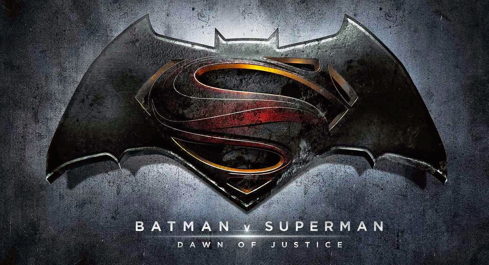 SDCC 2015: BATMAN Gadgets and Weapons in BATMAN V. SUPERMAN
