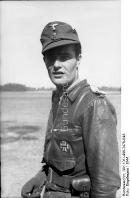 FalkeEins - the Luftwaffe blog: Two pilots in the summer of 1944 in ...