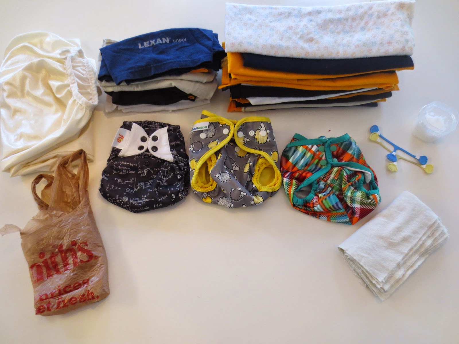 HanDIY Tutorials: How I Turned Old T-Shirts Into Flat Cloth Diapers