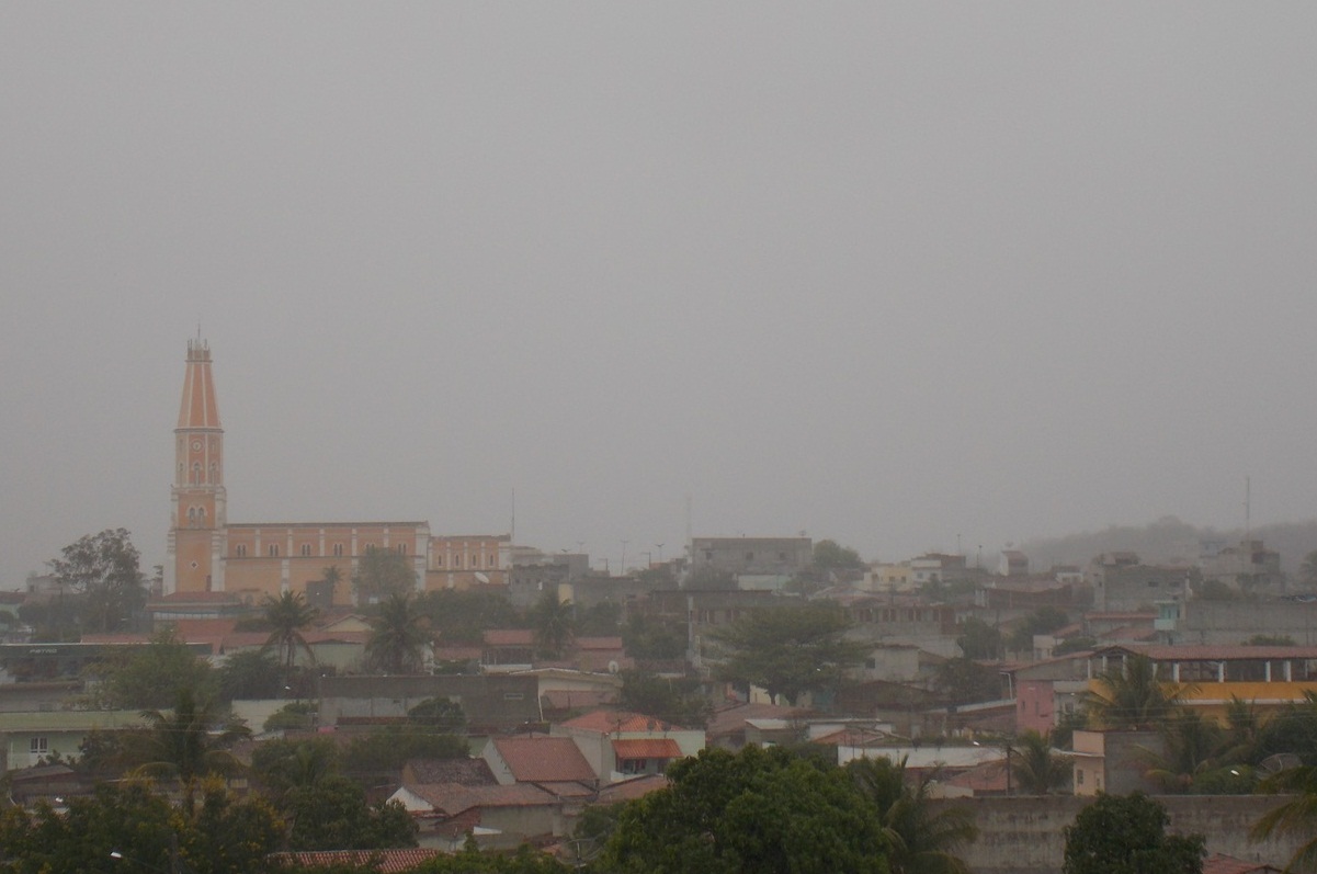 Resultado de imagem para CHUVAS NO PAJEU