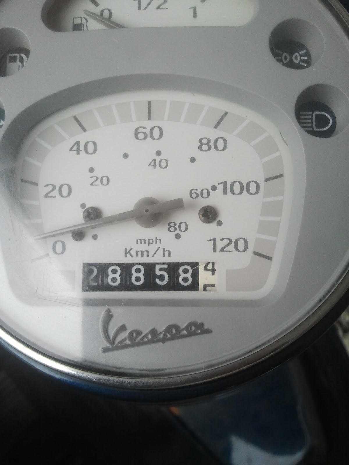 Vespa PX 125 E Restoration First fuel consumption check