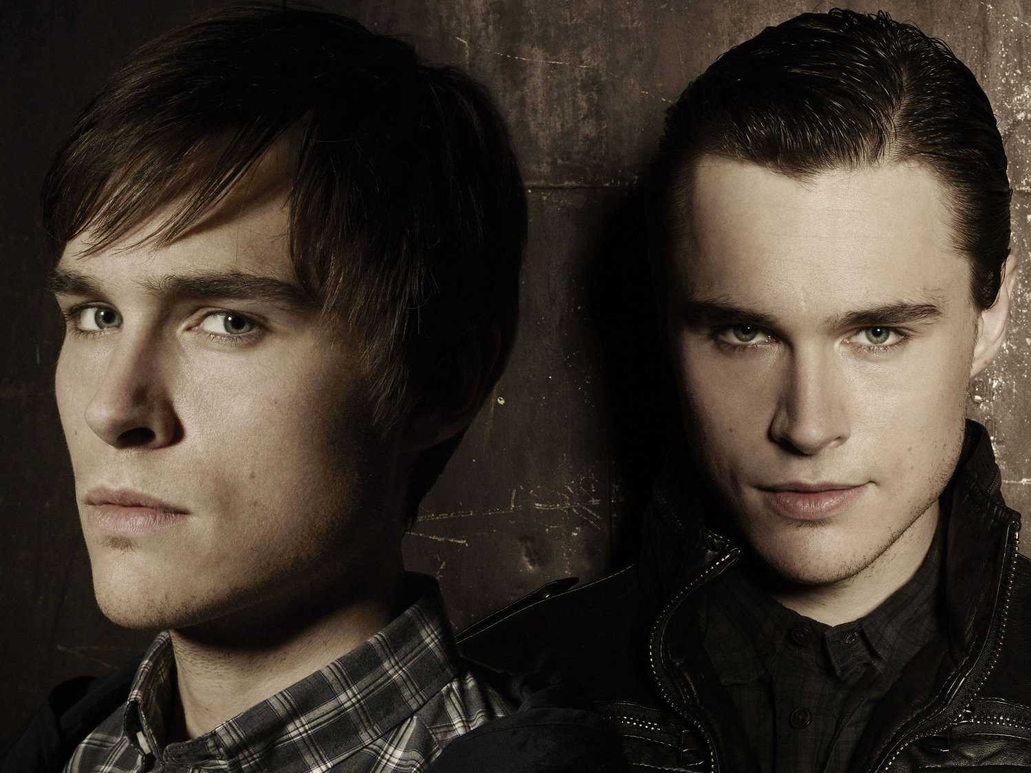 Коул спроус брат. Как назывался брат близнец. Последователи люк грей. Фотосессия двух братьев. Как назывался брат близнец.