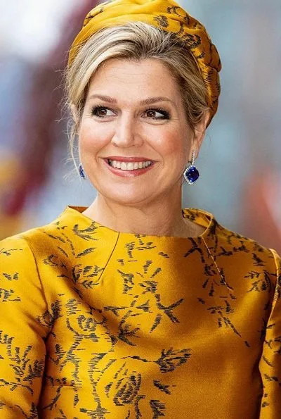 Queen Maxima wore Natan dress. The charity organizations of Holding Nationale Goede Doelen Loterijen NV. solar panels