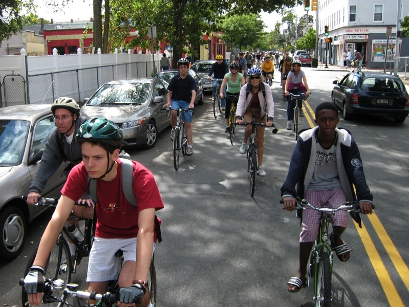 Em Cambridge, lei exige ciclovia em toda rua que passar por melhorias 1 cambridge cidade universitaria com mais ciclistas nos eua1
