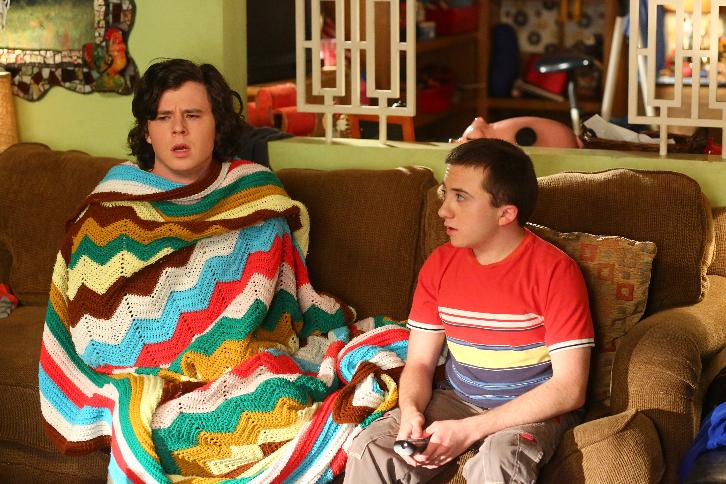 The Middle - Episode 8.21 - Clear and Present Danger - Promotional Photos & Press Release 