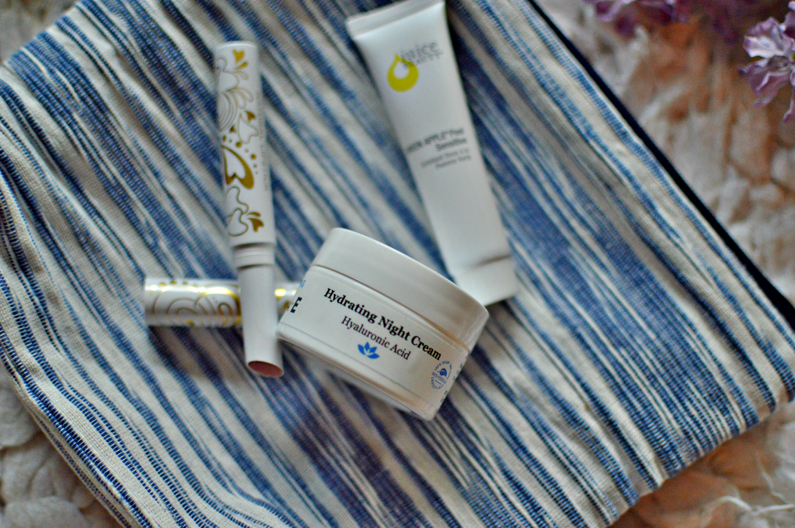 whole foods beauty bag review