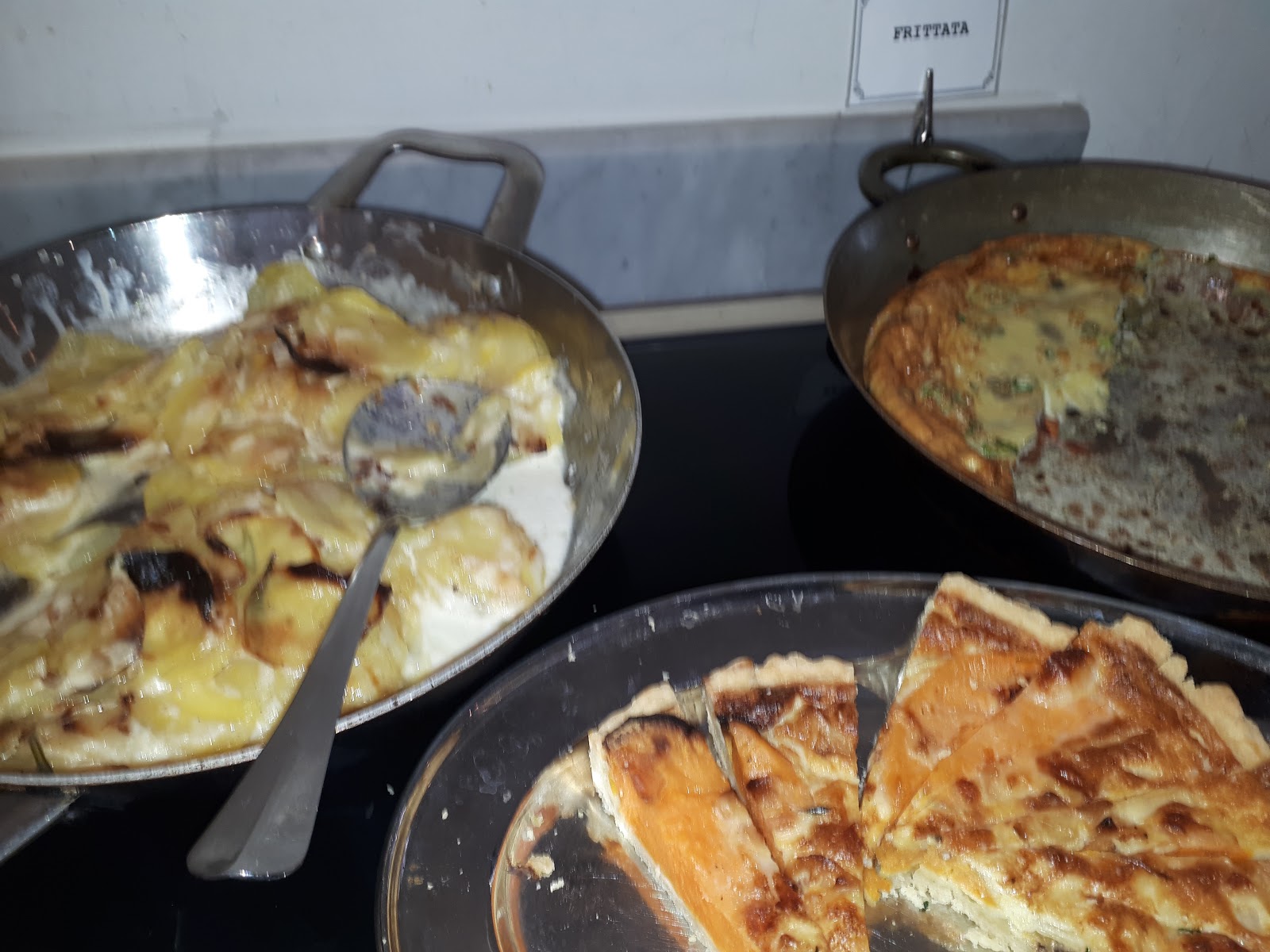 אודליה צדוק יודעת Lily & Bloom Boutique Hotel Tel Aviv הבופה של