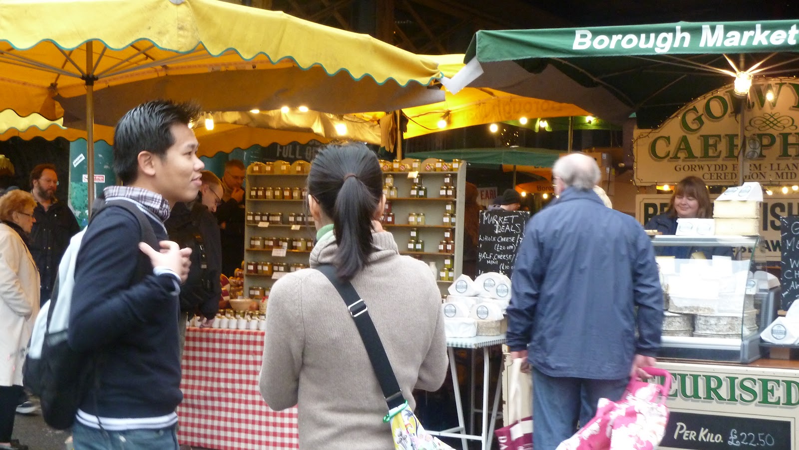 LisaKnowsTea Tea in London Day 4 The Borough Market and Buckingham Palace