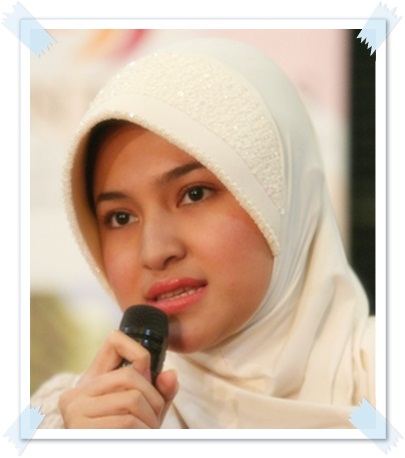 Gambar Gaya Foto Model Ala Marshanda Gambar Gaya Foto Model Ala Marshanda