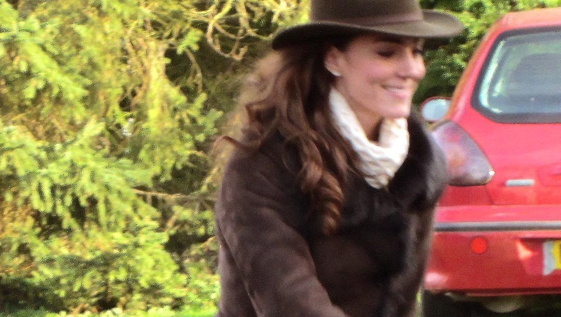 Duchess Kate: New photos of Kate watching William playing football on ...