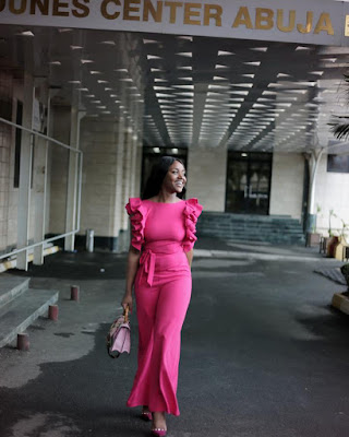 David's boo Chef chioma shows off stunning figure in pink