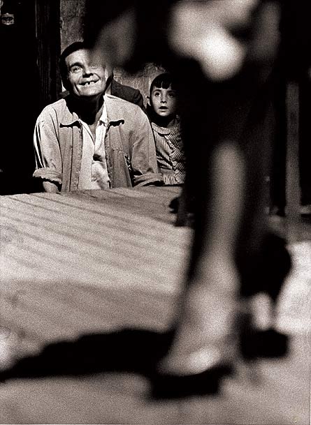 lo que ve la cámara: Joan Colom... su Barcelona