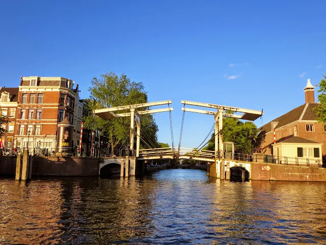 Top places to visit in the Netherlands: bridge over a canal in Amsterdam