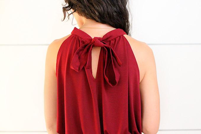 diy-blusa-cuello-halter-con-lazo-en-la-espalda-muy-facil