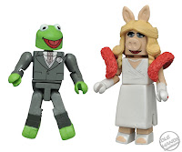 San Diego Comic-Con 2016 Toys R Us Exclusive THE MUPPETS Minimates Formal Kermit and Formal Miss Piggy 2-Pack from Diamond Select Toys