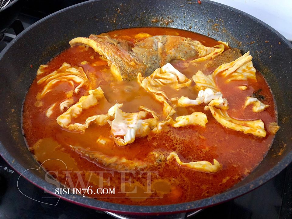 Kari Ikan Merah Mudah Tanpa Santan Aku Sis Lin