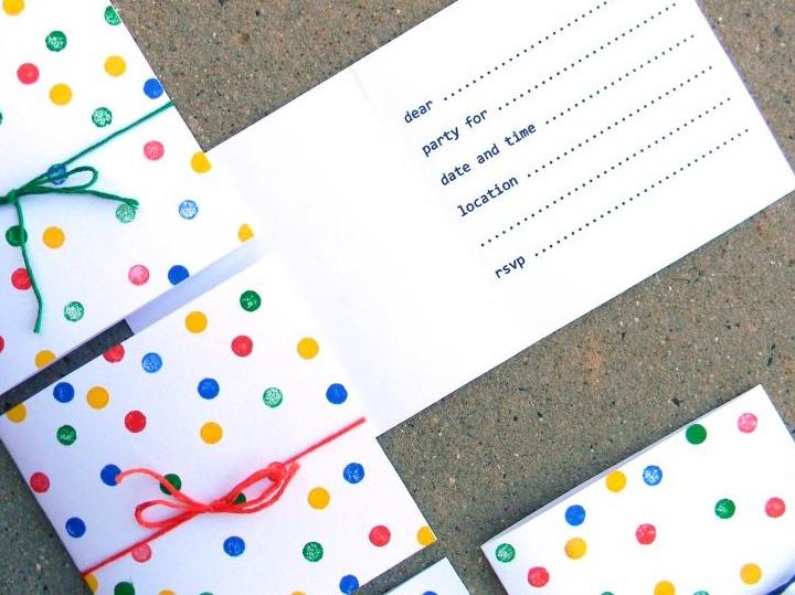 Funny polka dot birthday invitation