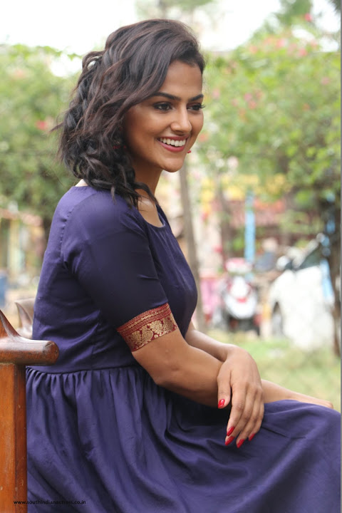 Shraddha Srinath at Vikram Vedha Press Meet