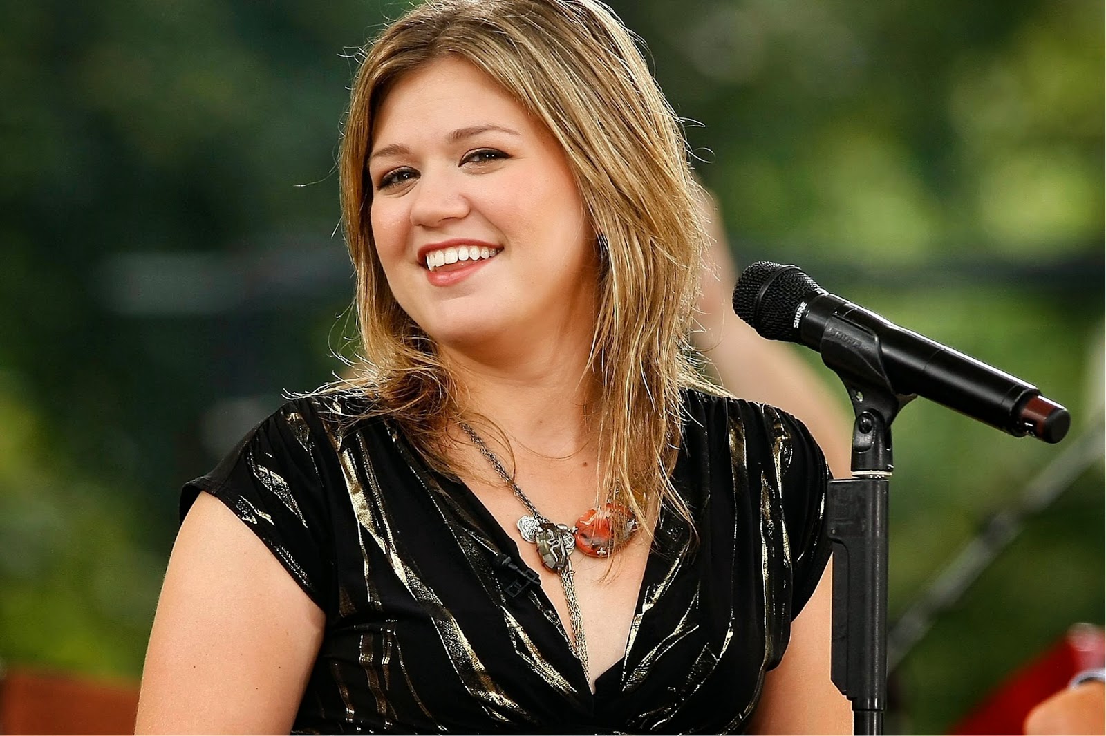 Kelly Clarkson Quotes.