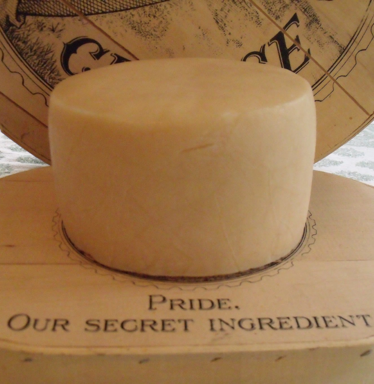 Artisan Farmstead Living Goat Milk Farmhouse Cheddar