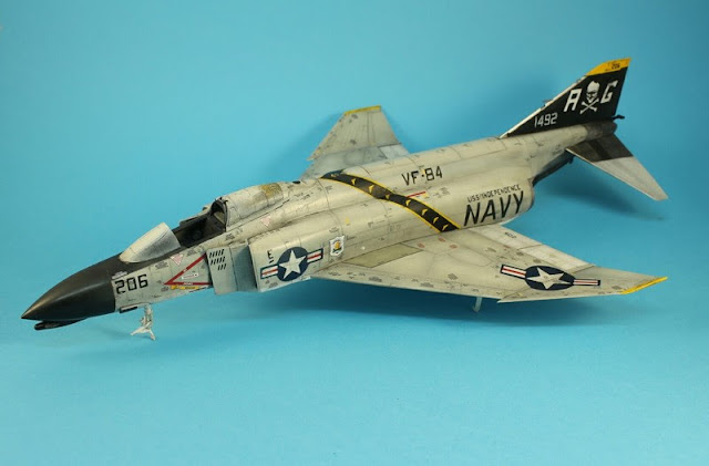 Montage pas à pas du F-4B Phantom II d'eduard au 1/48. F-4B Phantom II,Eduard 1/48, le jus.