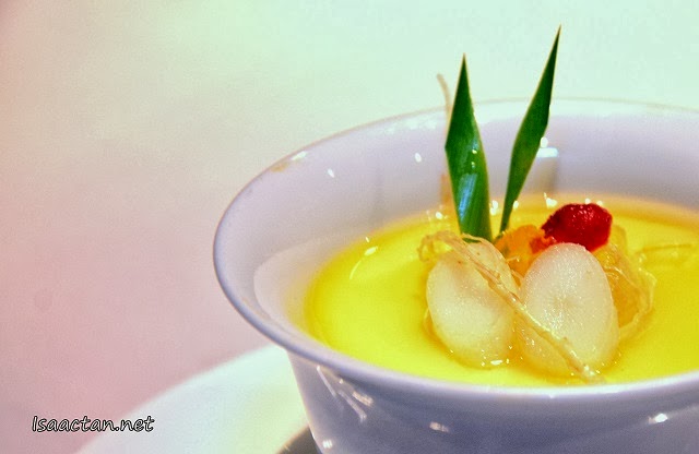 #5 Double-boiled Egg with Honey, Fresh Ginseng, Bird's Nest & Aloe Vera