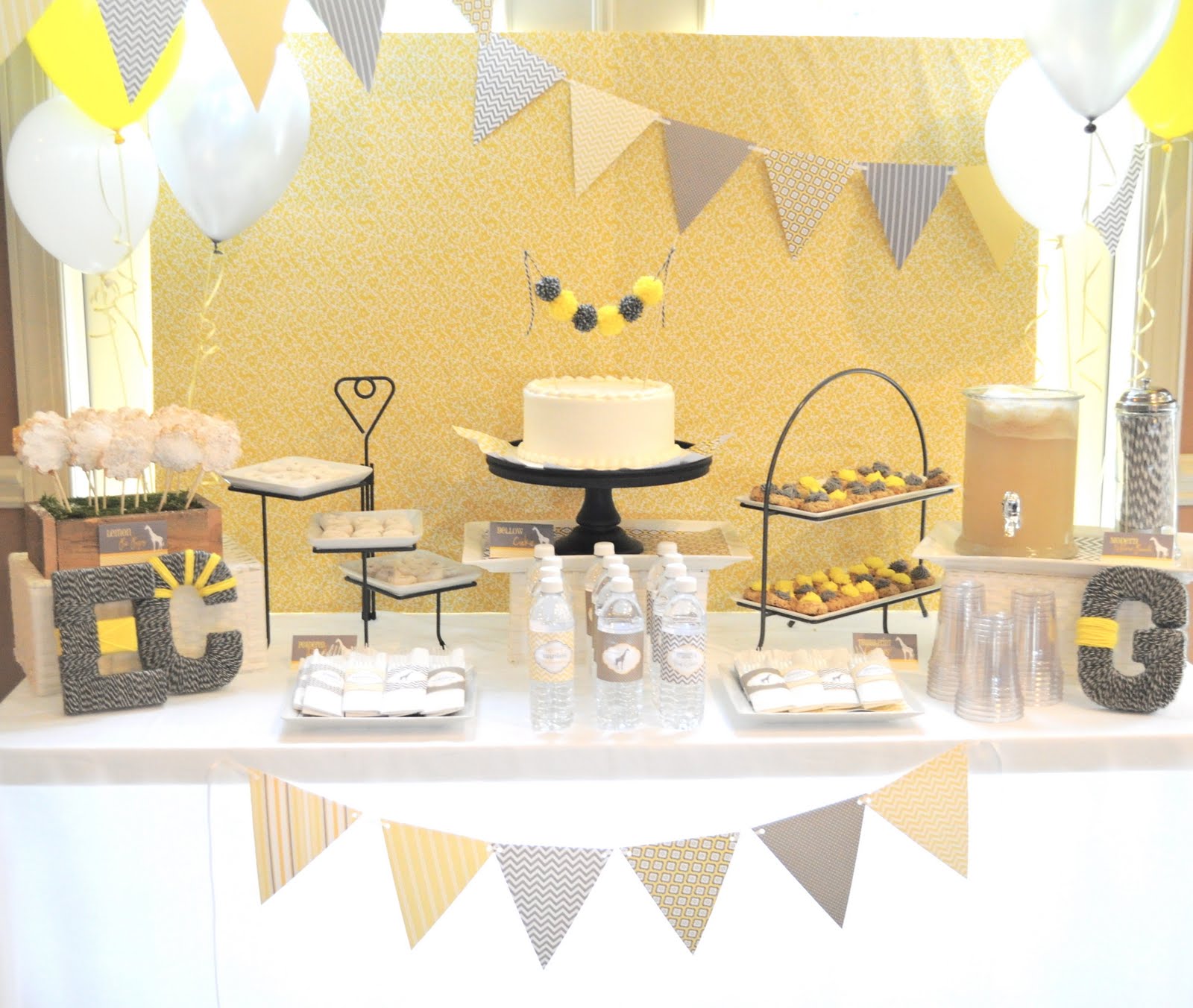 The Sweet Peach Paperie: Mod Giraffe Baby Shower Collection