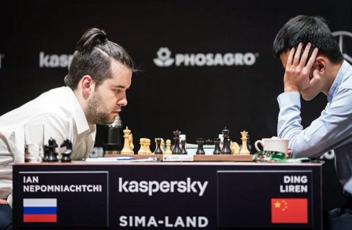 Ian Nepomniachtchi en tête du tournoi des candidats - Photo © FIDE Ian Nepomniachtchi en tête du tournoi des candidats - Photo © FIDE