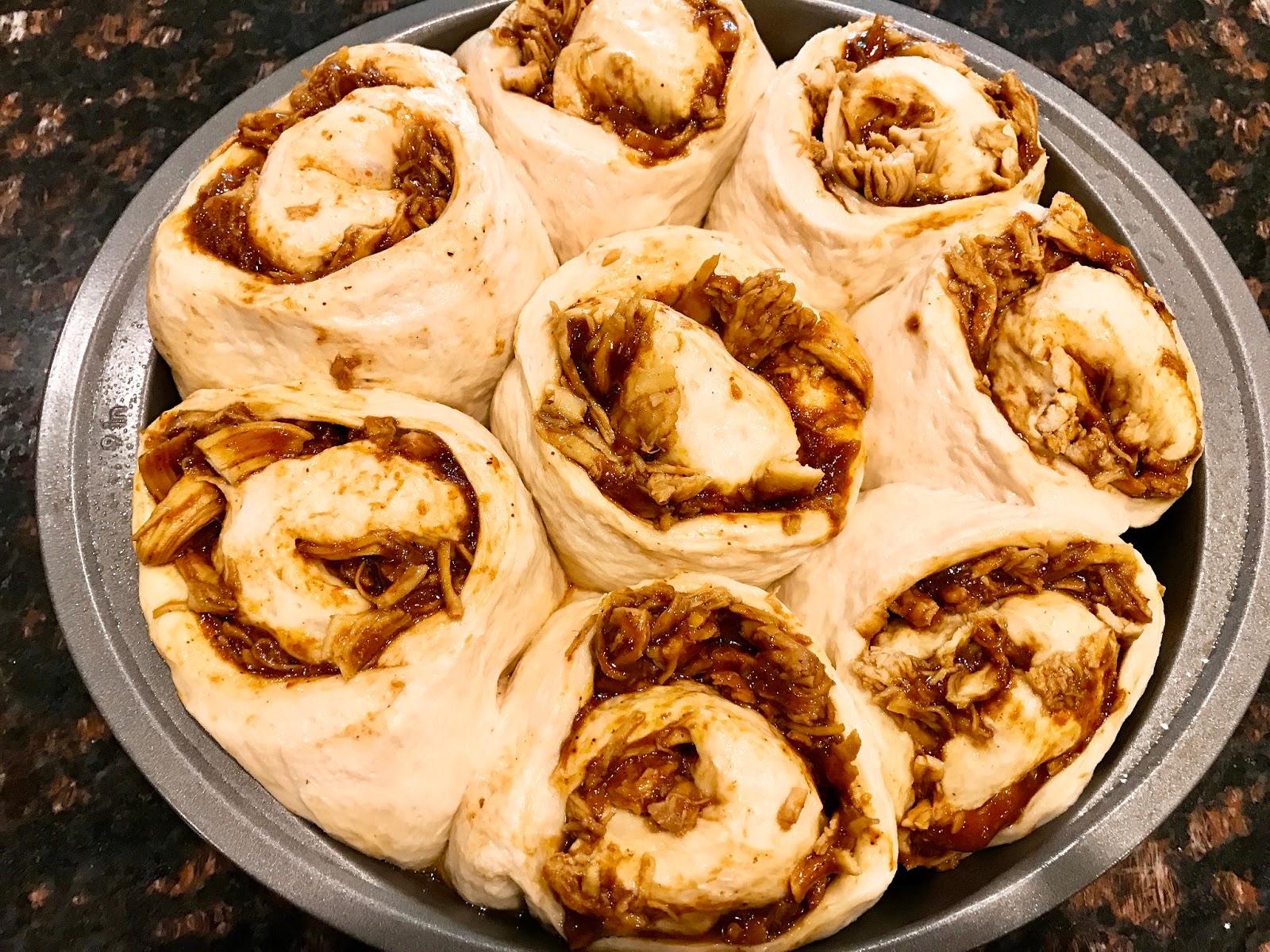 Robin Miller Cooks Barbecued Chicken "Cinnamon" Rolls