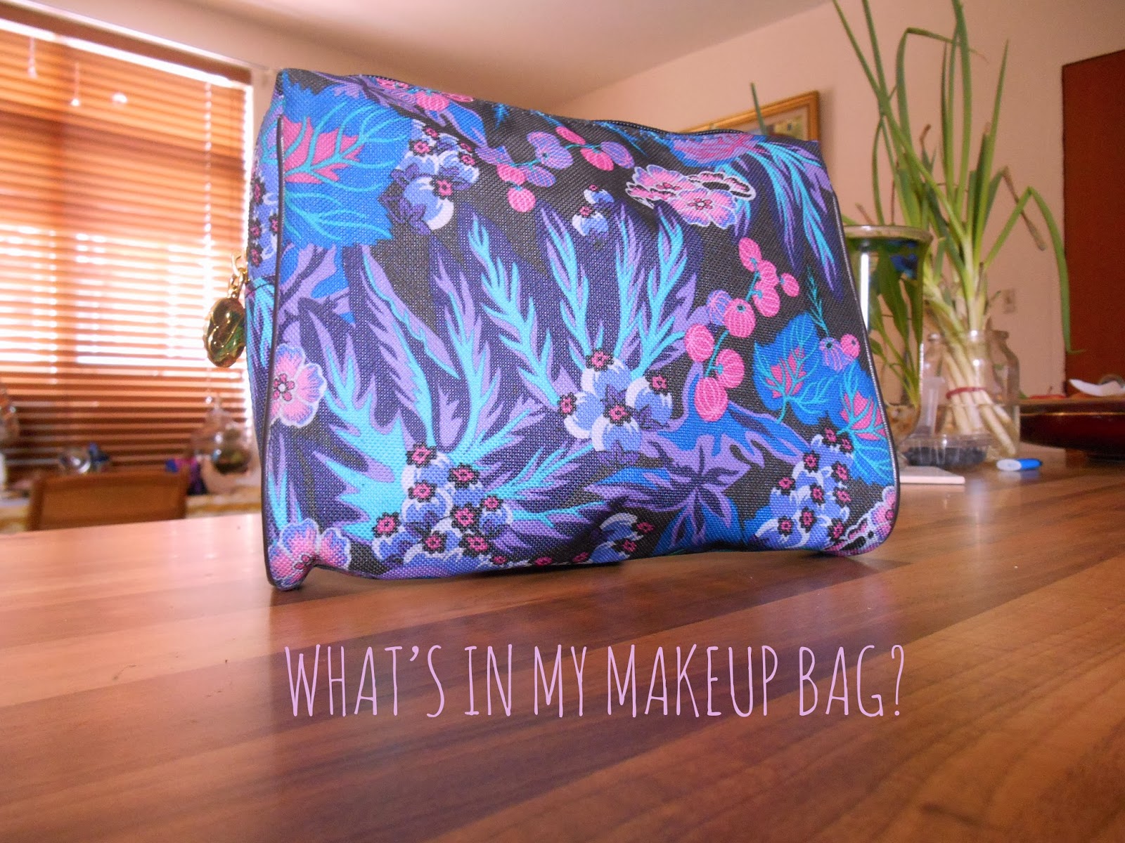 What's In My Everyday Makeup Bag? Phoebe Evelyn