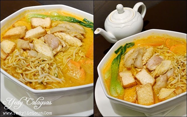 Wee Nam Kee's Hainanese Chicken Curry Noodles
