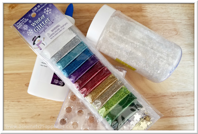 How to make DIY fairy dust bottles for your fairy garden  |  3 Garnets & 2 Sapphires