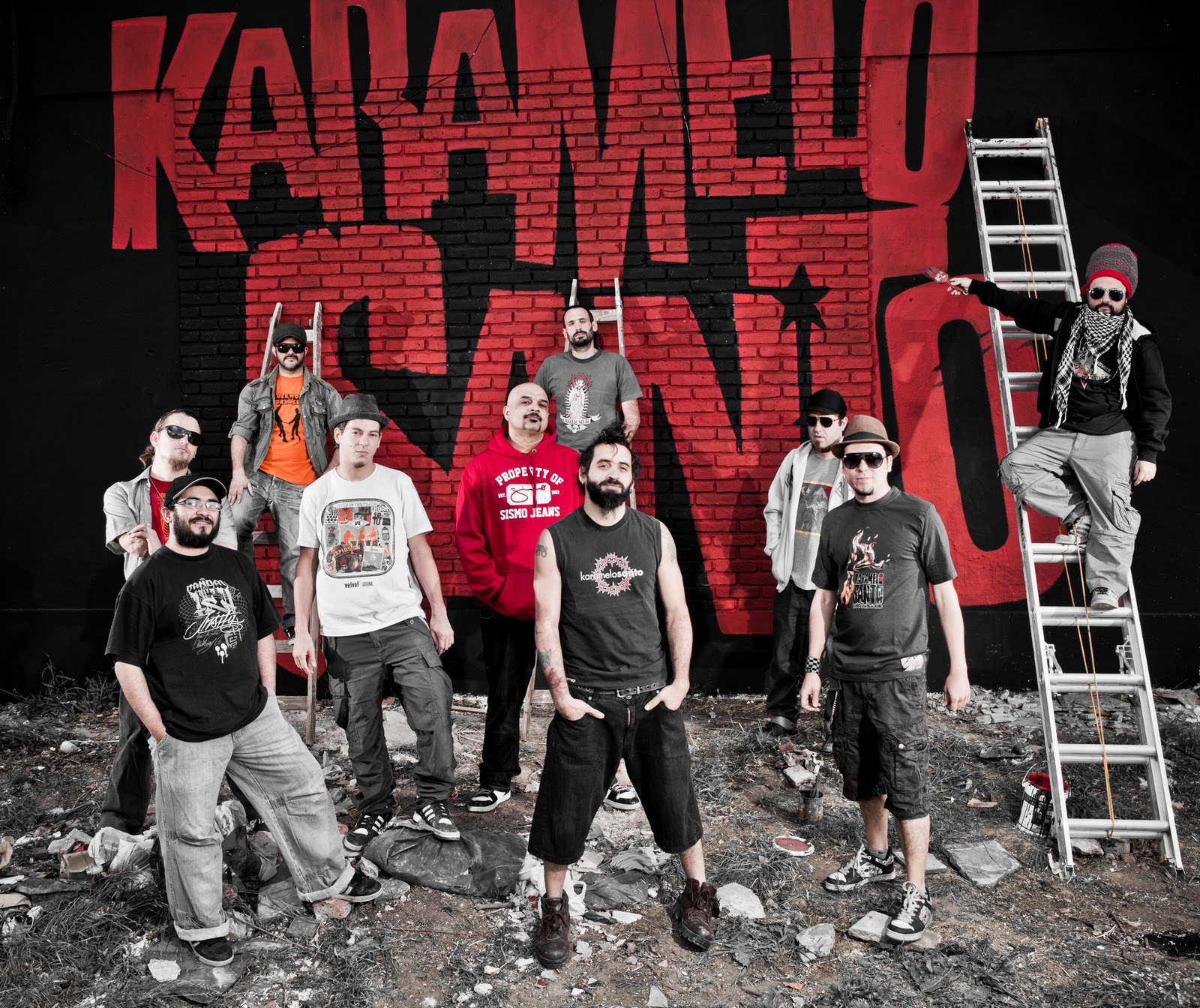 EXHUM Oh Cielos!! Karamelo Santo homónimo