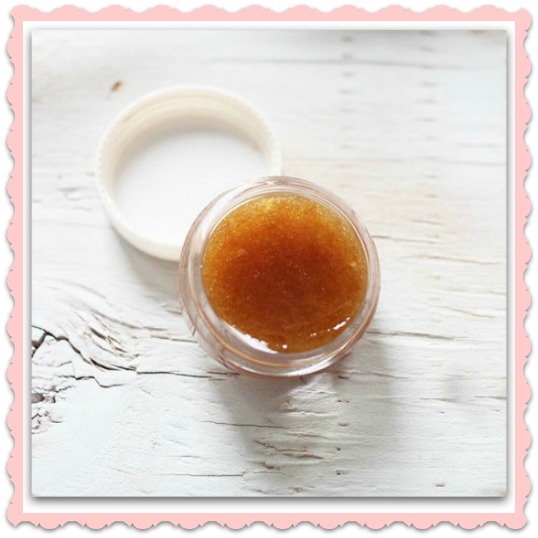 Pop Culture Shock DIY Vanilla Lip Balm and Honey Lip Scrub Recipes