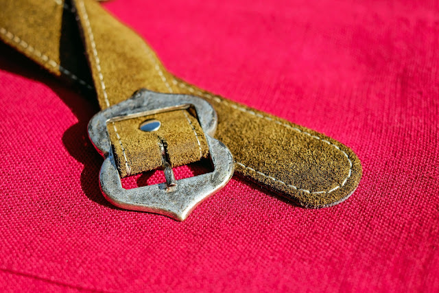 Recycled Leather Projects: Things to Do With Old Belts – Mother Earth News