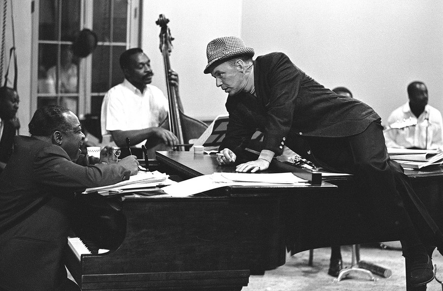 F l u x LES MOLTES MANS DE L'ÈXIT