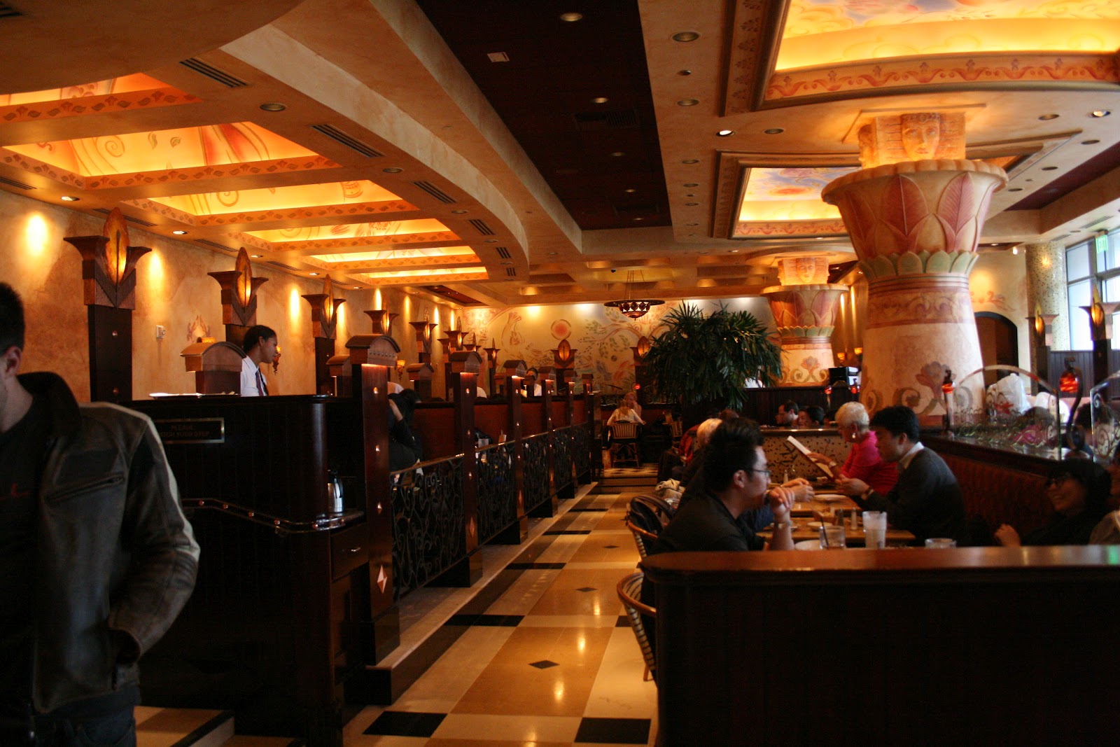 artyfarty The Cheesecake Factory, San Fran