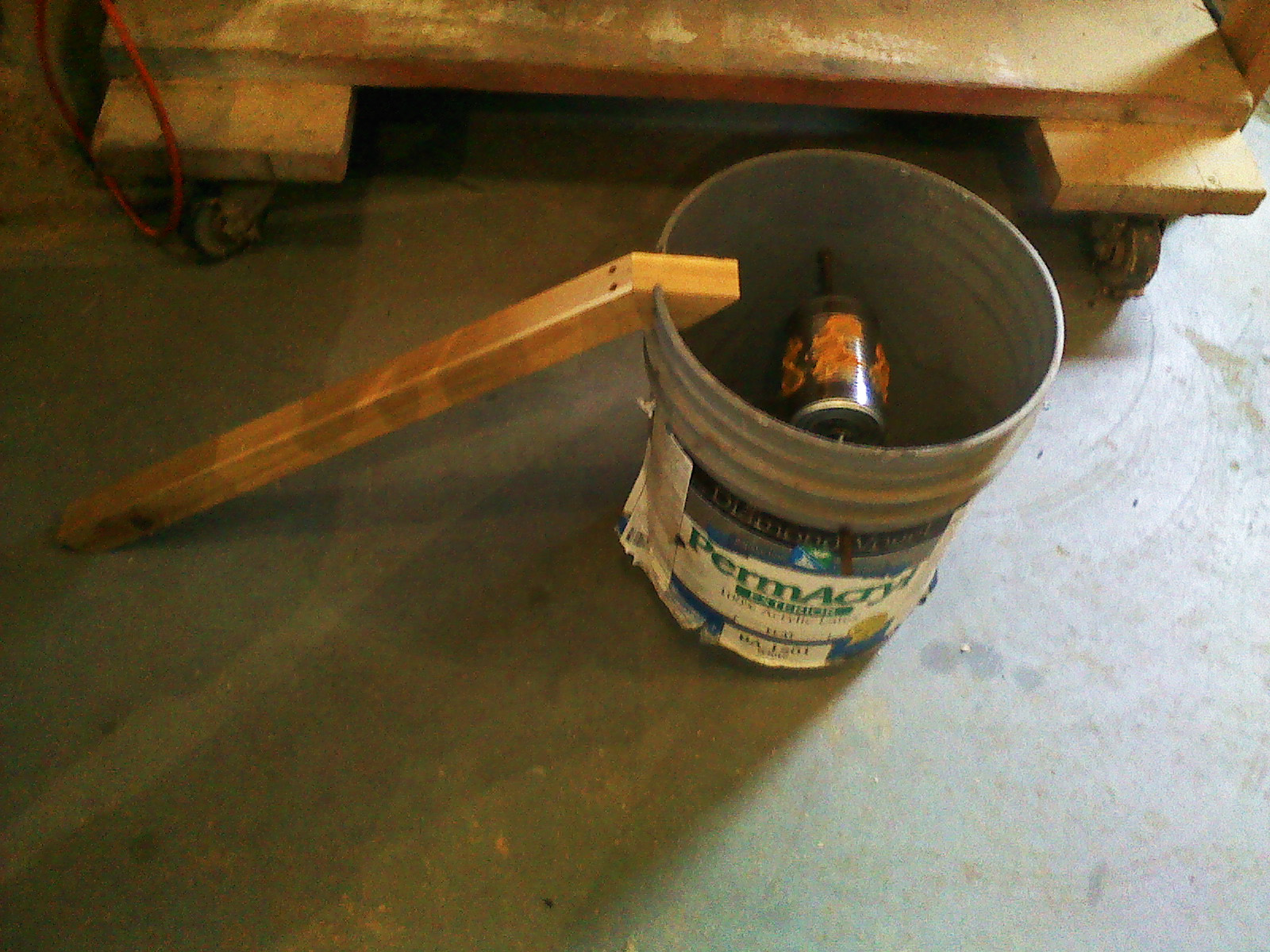 Mouse Trap Five Gallon Bucket Mouse Trap