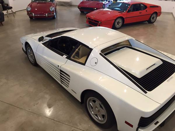 Ferrari Testarossa 1986 White