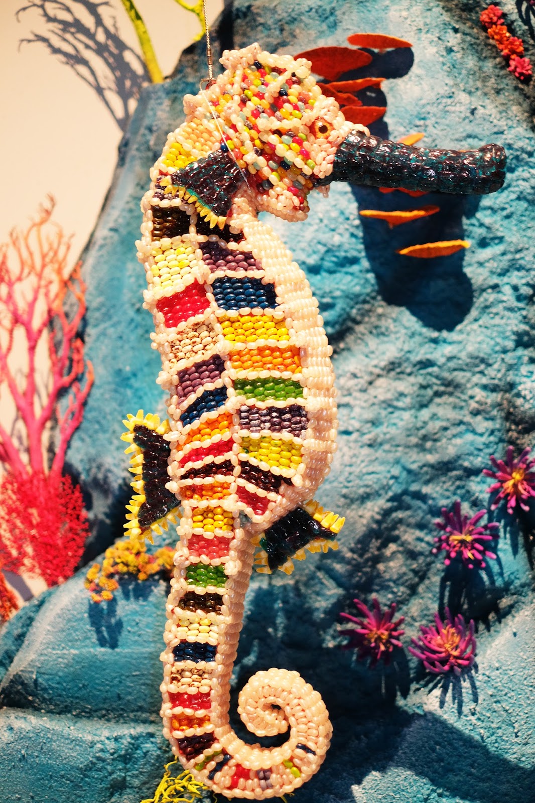 CANDYTOPIA // A Fashion Nerd, A Colorful Fashion Blogger in Los Angeles