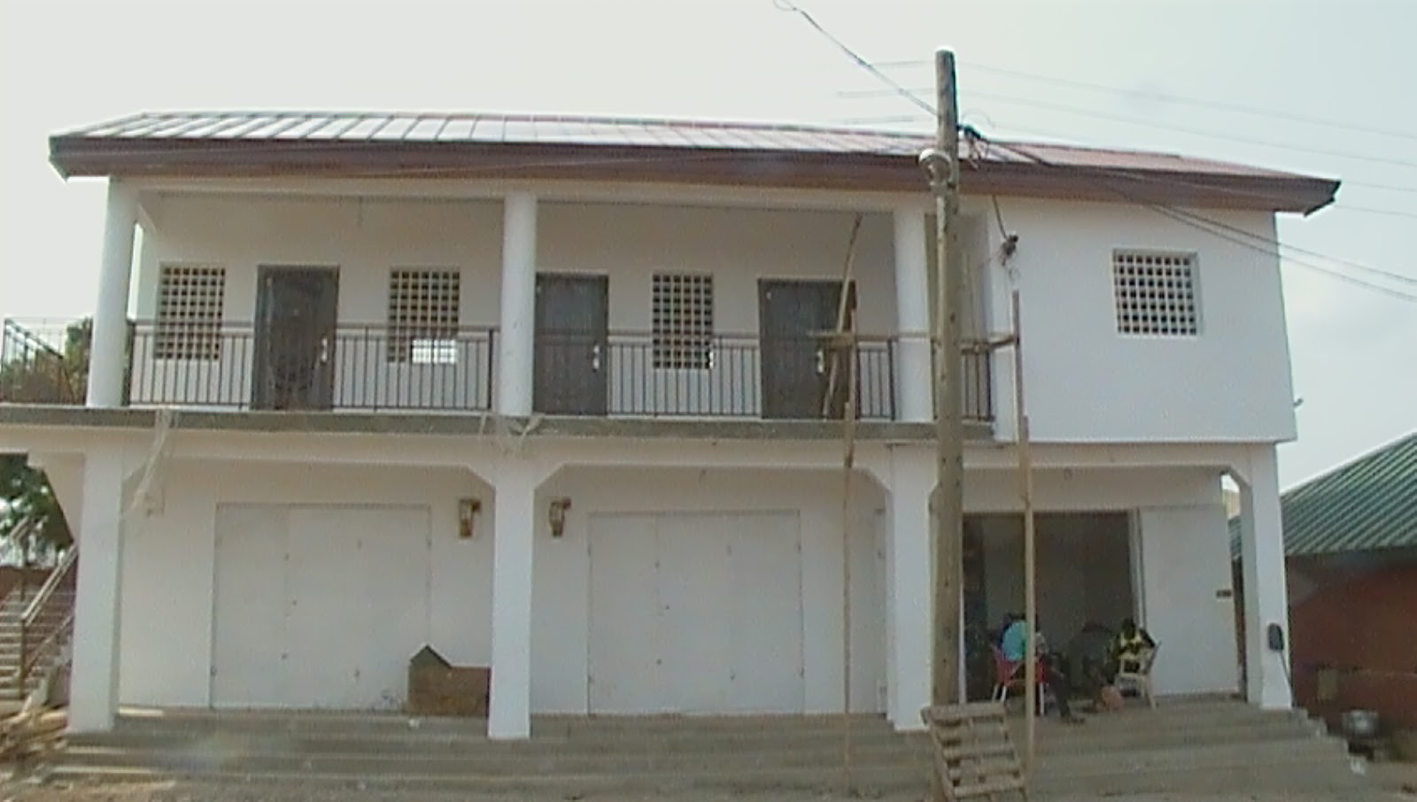 SALAM REAL ESTATE A 2 Bedroom House For Sale at Foster Home, Ashiyie