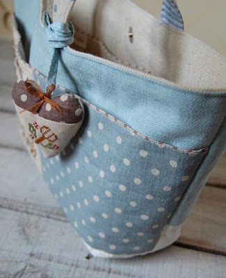 des histoires simples: My stitching bag