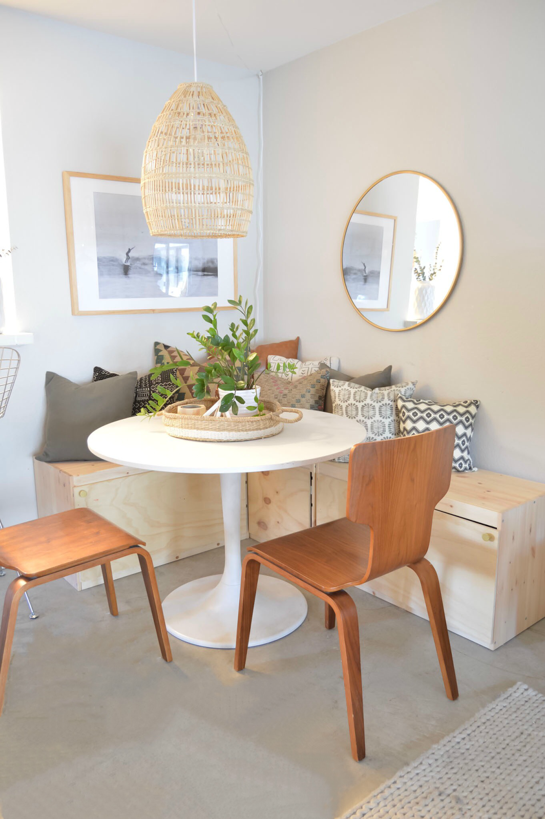 Breakfast Nook With A Pillow Swap