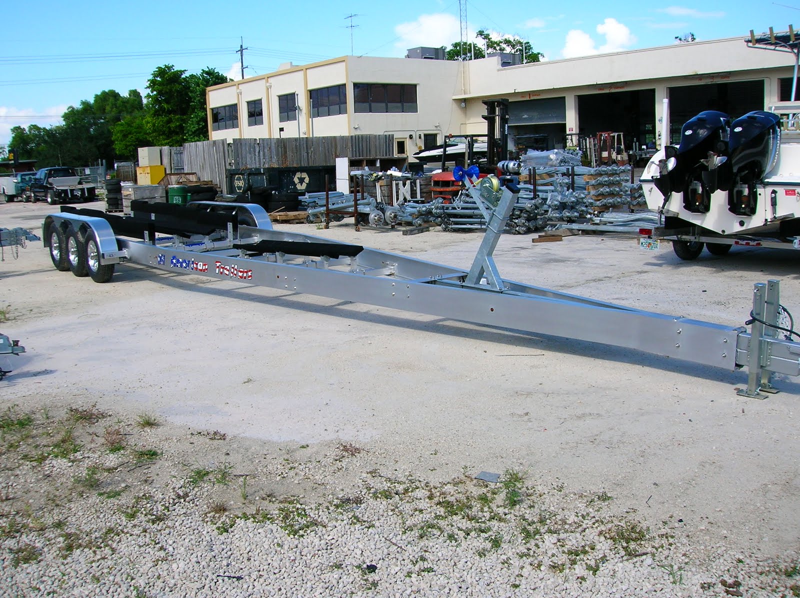 CUSTOM ALUMINUM BOAT TRAILERS