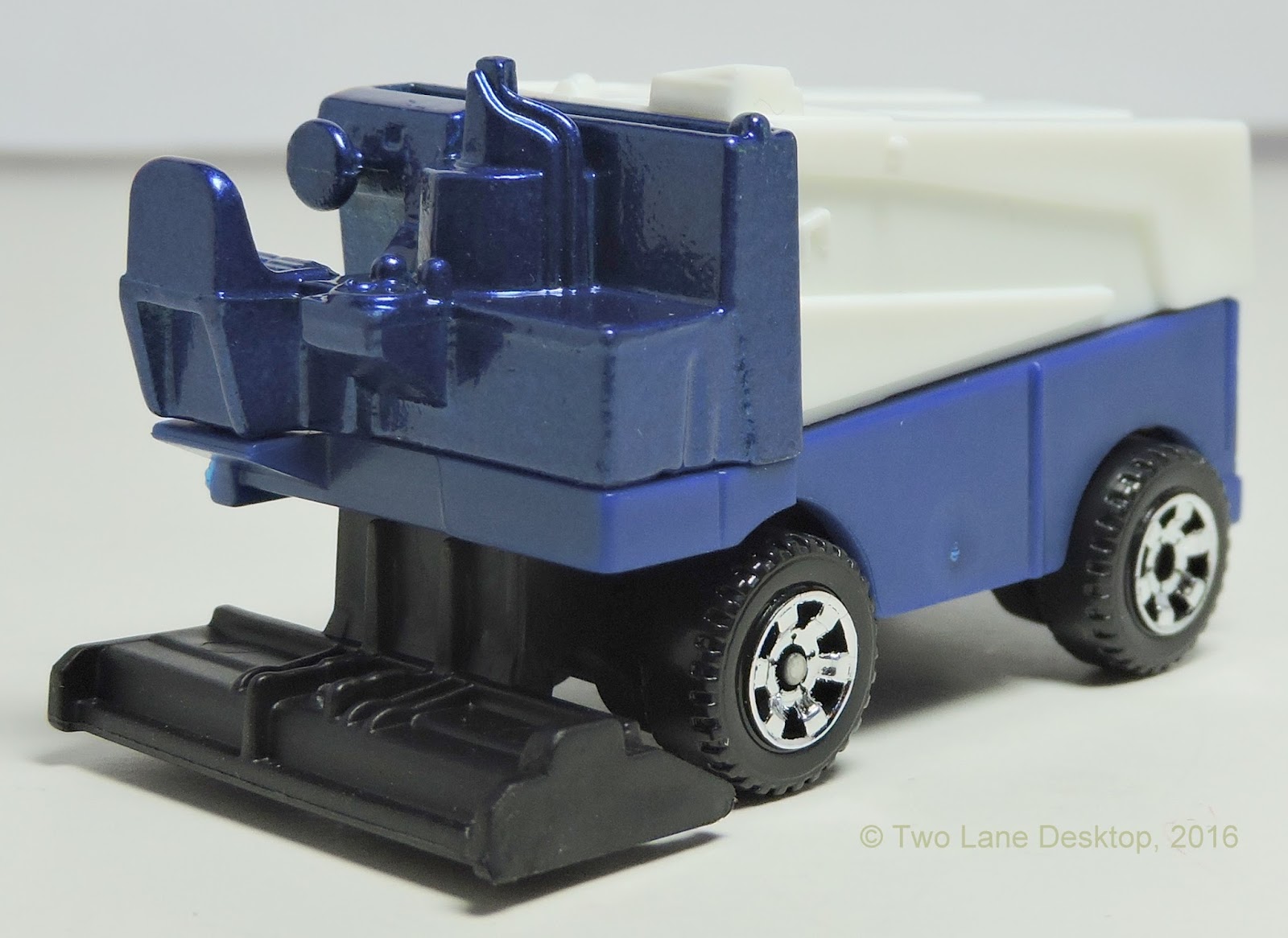 Matchbox Freightliner M2 Fire Truck and Zamboni Ice Resurfacer