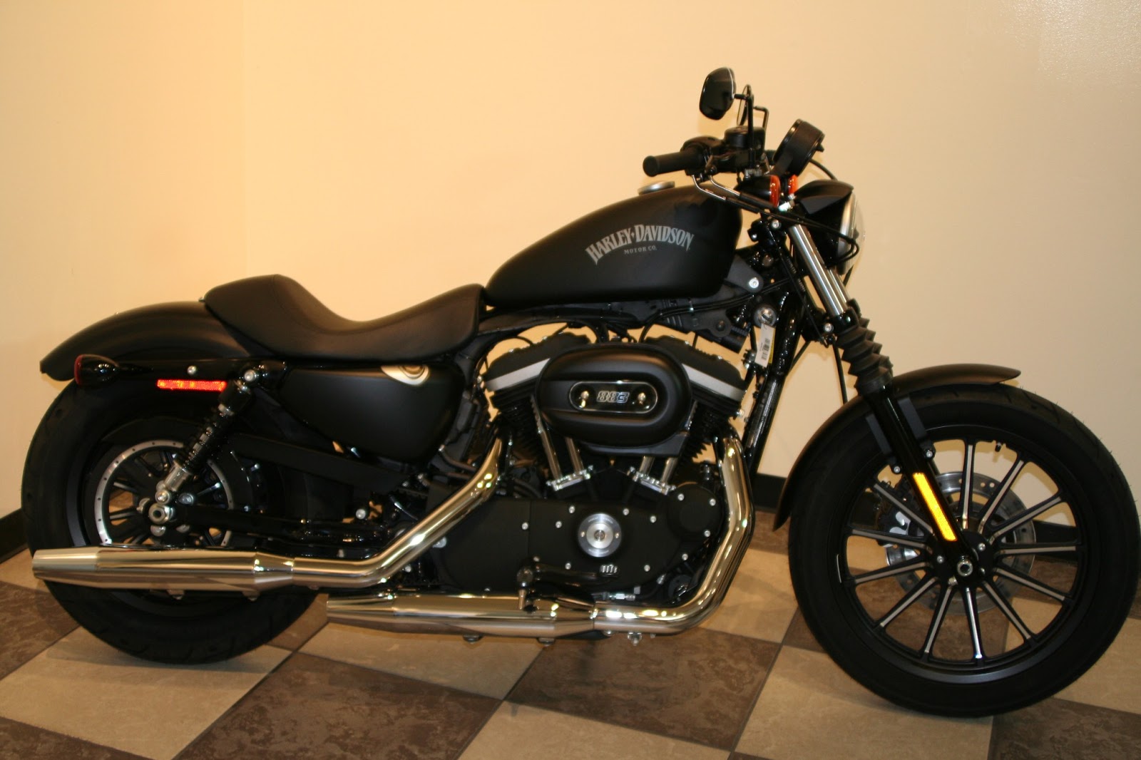Laidlaw's HarleyDavidson Blog Sportster and Dyna Highlight!